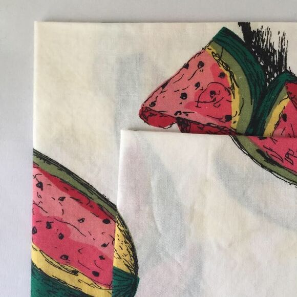 Watermelon Print Table Canvas Napkin 5pcs Unmarked - Picture 4 of 4